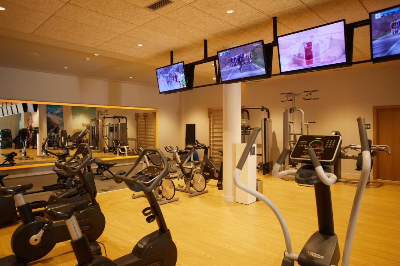 فندق هيسبيريا لانزاروتي بْوُرتو كاليرو المظهر الخارجي الصورة The gym at the hotel